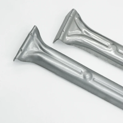 Professional-Grade Garment Carrier Box with Retractable Clothing Rail